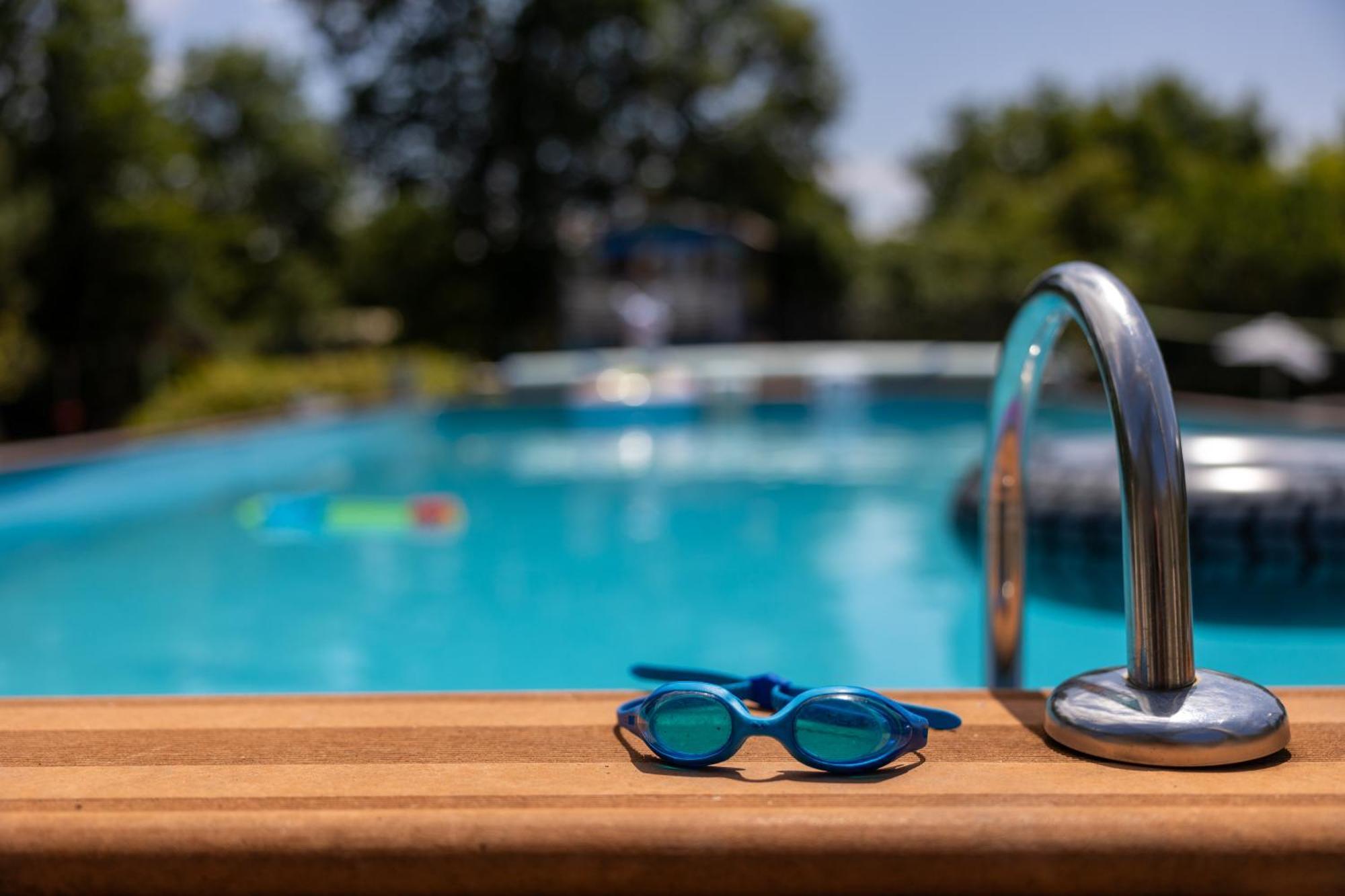 Familiale Sur 3000M2 Avec Piscine Villa Biscarrosse Exterior photo